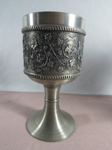 Rein zinn ritter kelch - ritter,