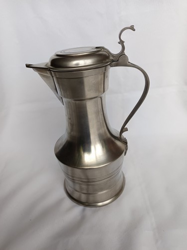 Zinnkanne mit deckel - zinnkanne, aus
