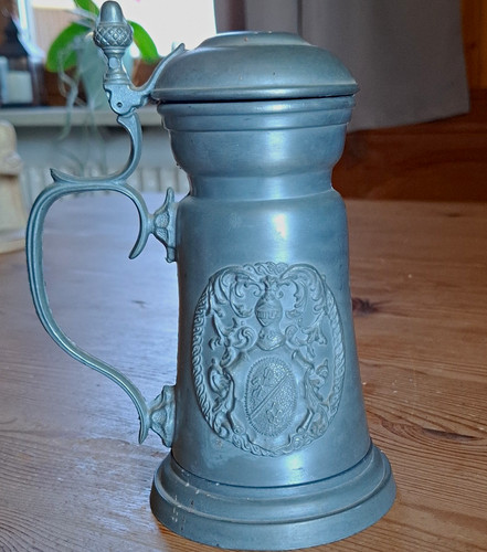Zinnkrug mit deckel und - deckel,