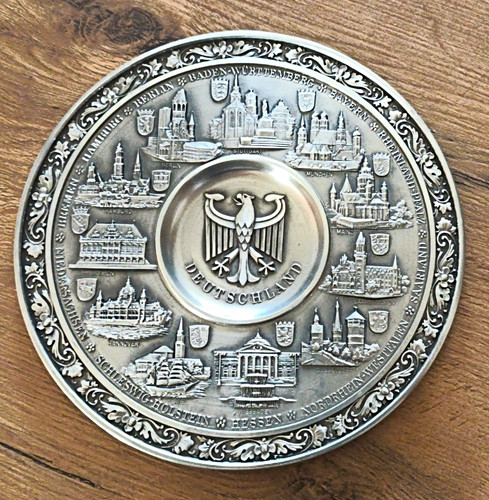 Zinnteller relief - zinnteller,