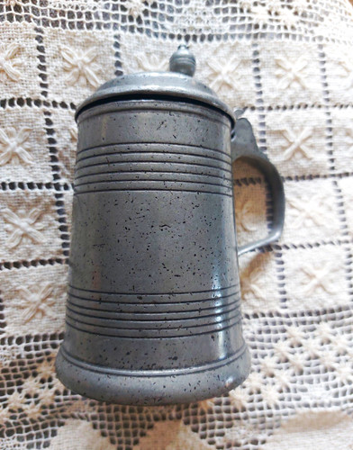 Antiker zinnkrug walzenkrug - antiker, um